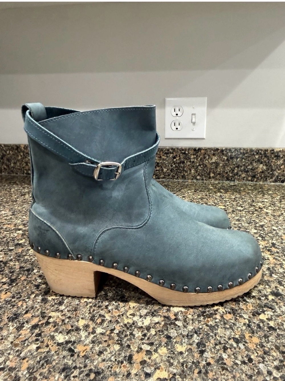 Sandgrens Women’s Teal Suede Studded Clog Boot with Buckle 42